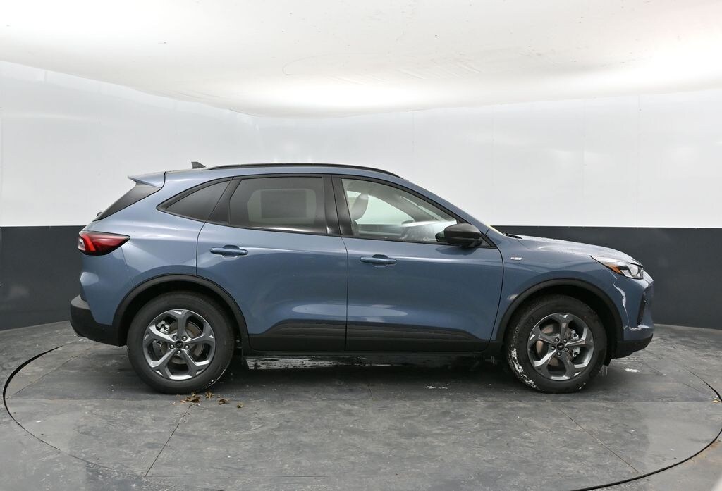 New 2026 Ford Escape ST-Line SUV