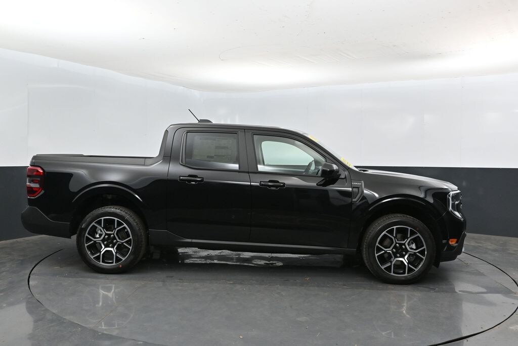 New 2026 Ford Maverick Lariat Truck SuperCrew
