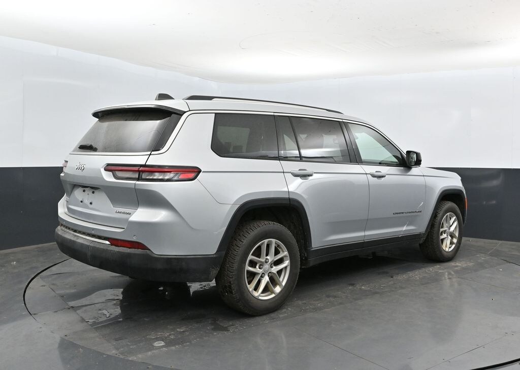 Used 2023 Jeep Grand Cherokee Laredo SUV