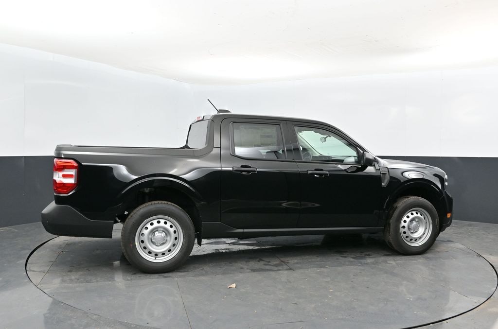 New 2026 Ford Maverick XL Truck SuperCrew