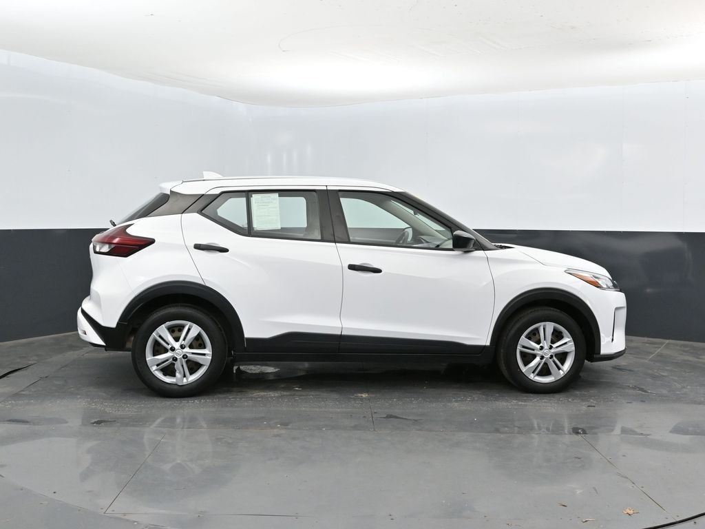 Used 2022 Nissan Kicks S SUV
