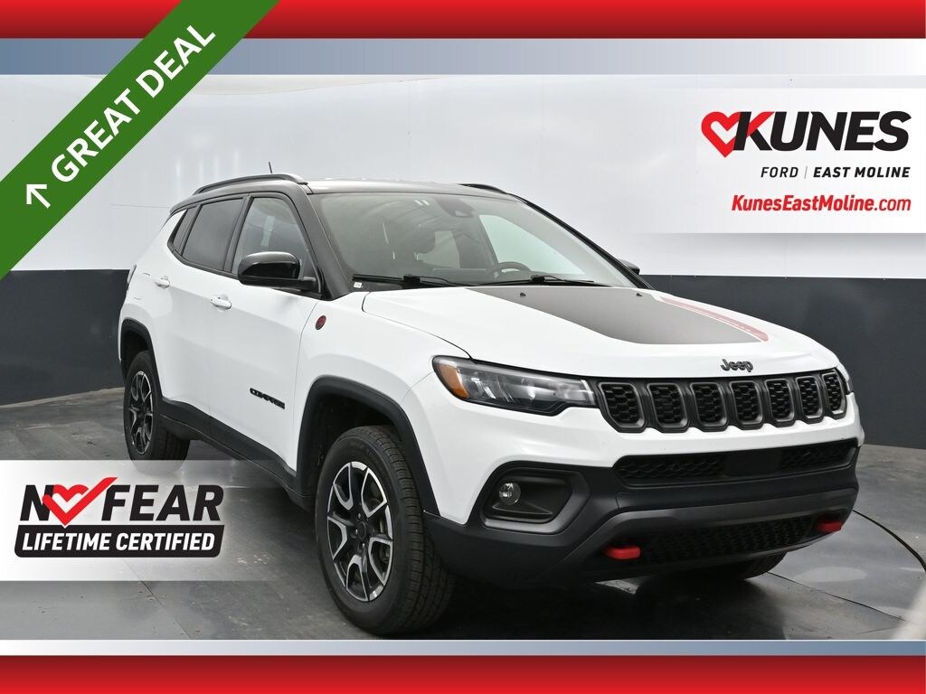 Used 2025 Jeep Compass Trailhawk SUV