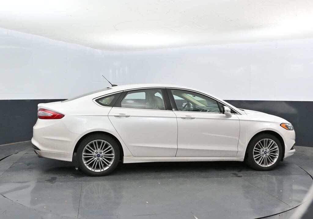 Used 2013 Ford Fusion SE Sedan