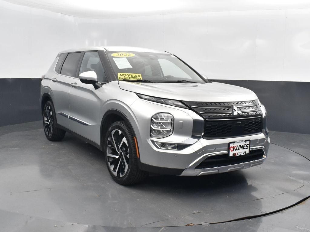 Used 2022 Mitsubishi Outlander CUV
