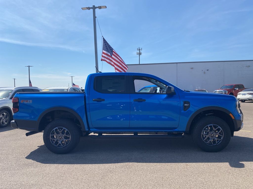 2025 Ford Ranger XLT photo 2