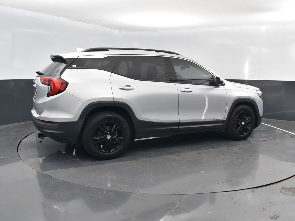 Used 2020 GMC Terrain SLE SUV