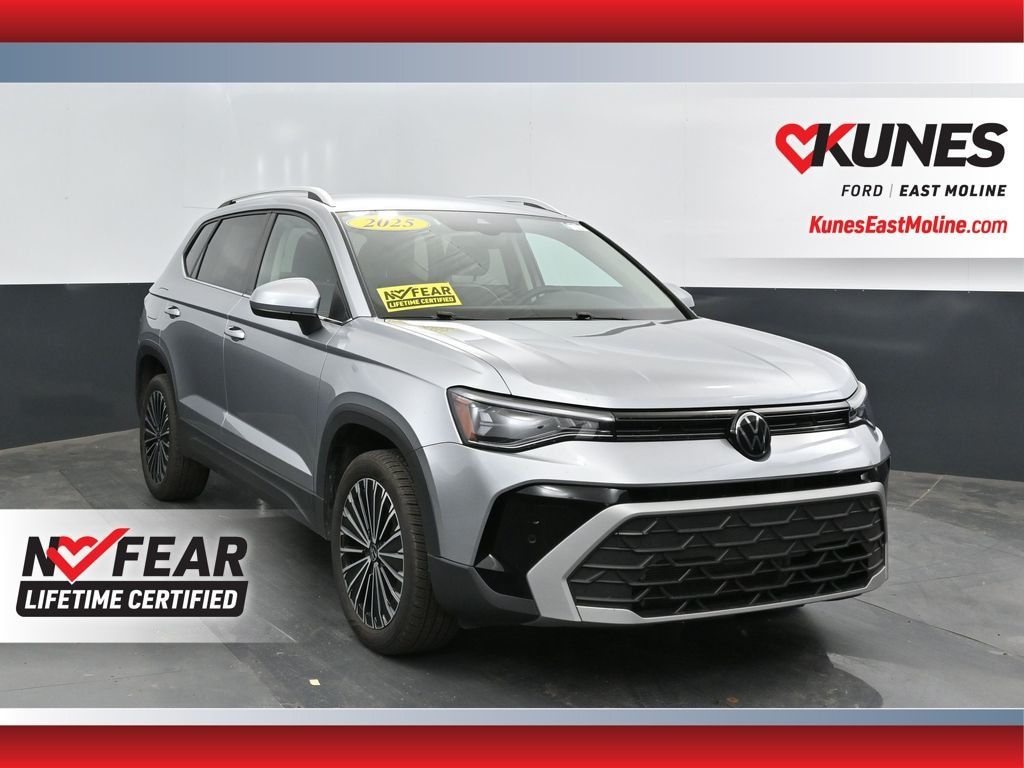 Used 2025 Volkswagen Taos 1.5T SE SUV