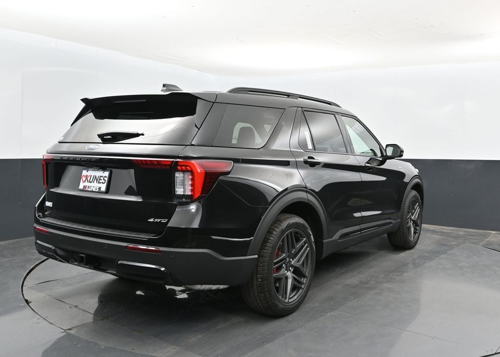 New 2026 Ford Explorer ST-Line SUV