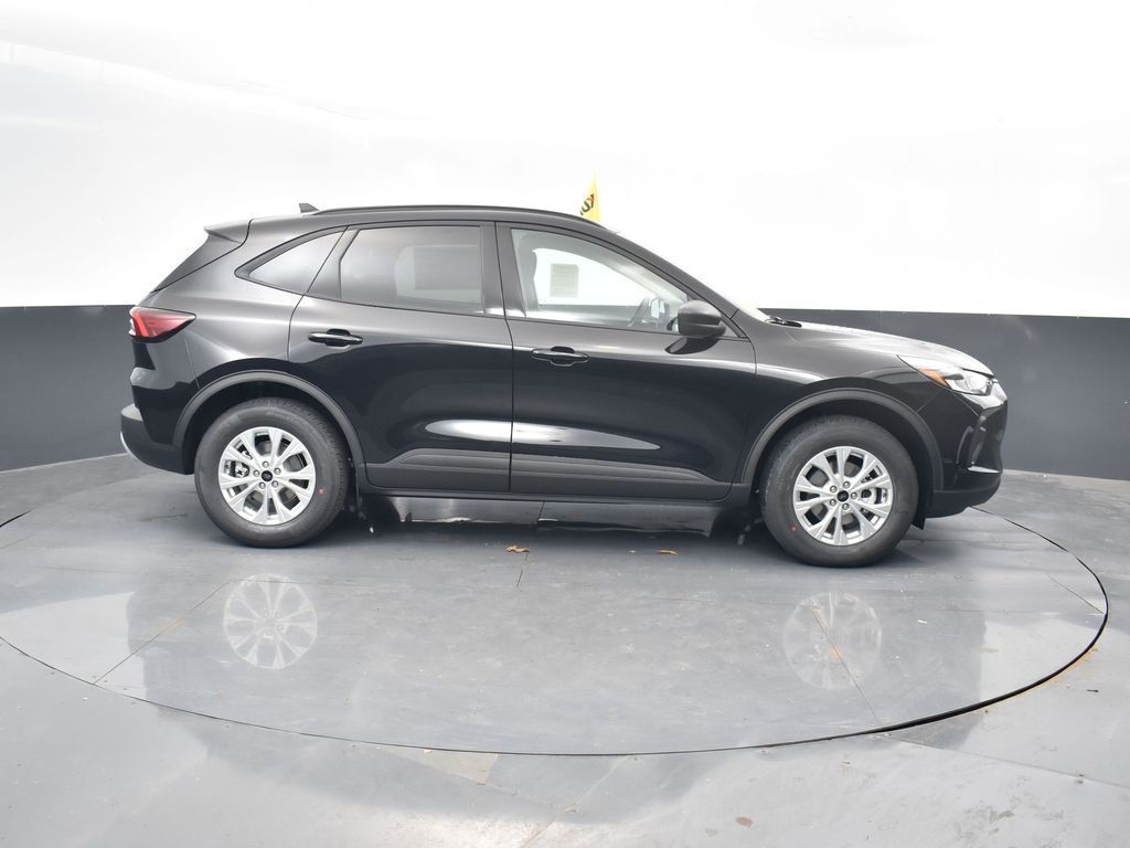 2025 Ford Escape Active photo 3