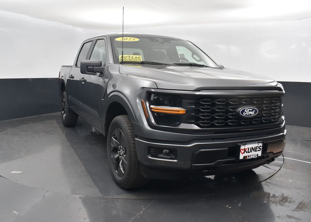 2025 Ford F-150 STX photo 4