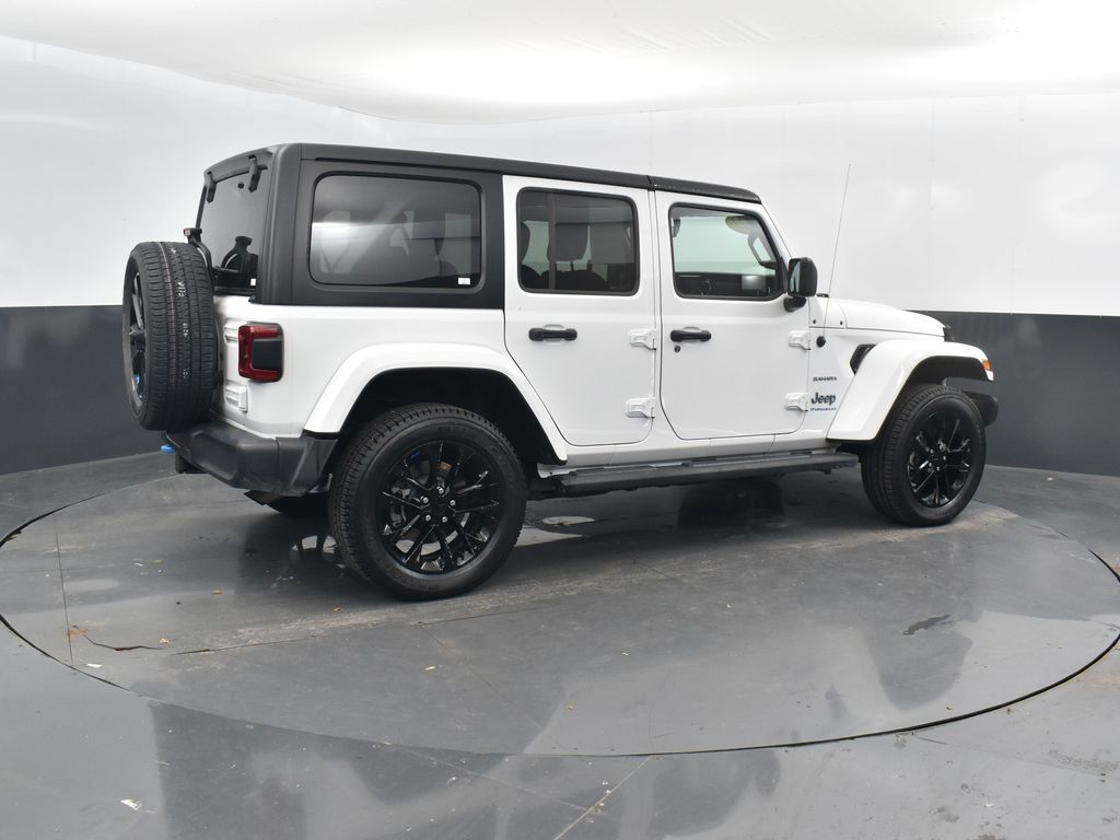 2023 Jeep Wrangler Sahara 4xe photo 2