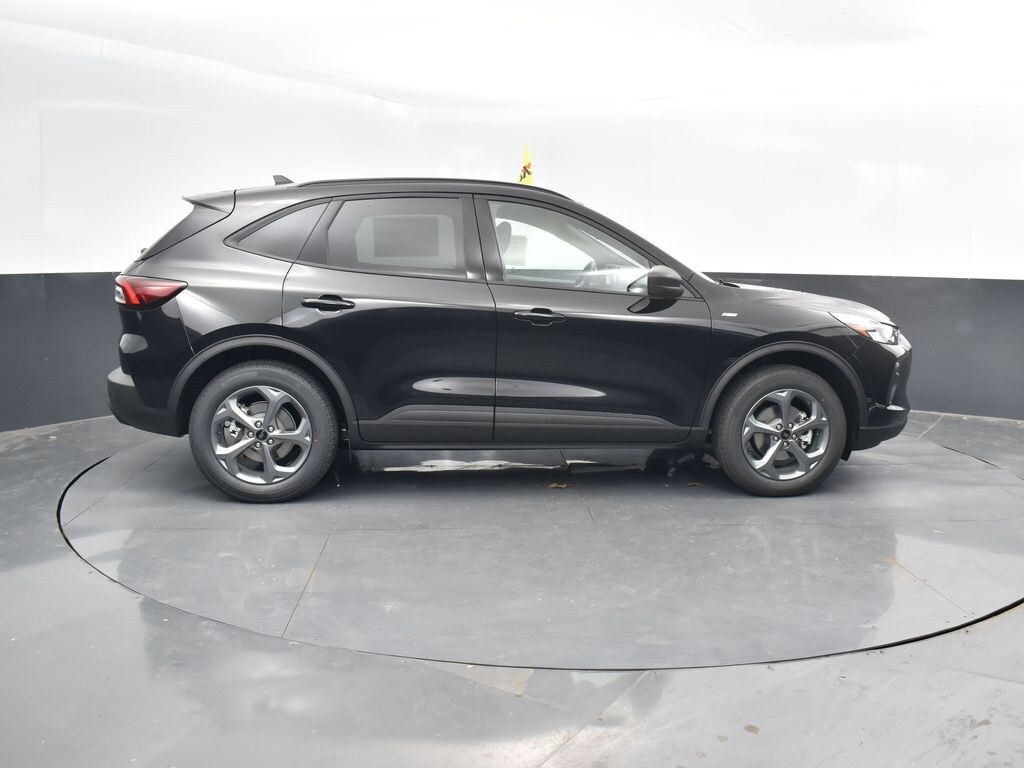 New 2025 Ford Escape ST-Line SUV