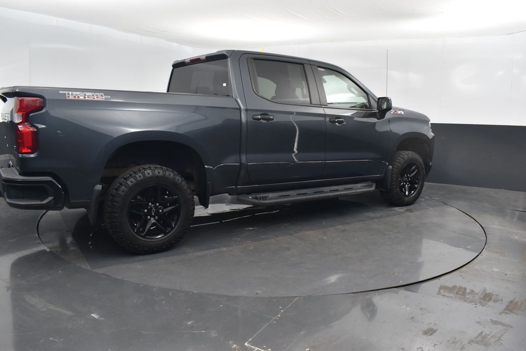 2021 Chevrolet Silverado 1500 LT Trail Boss photo 2