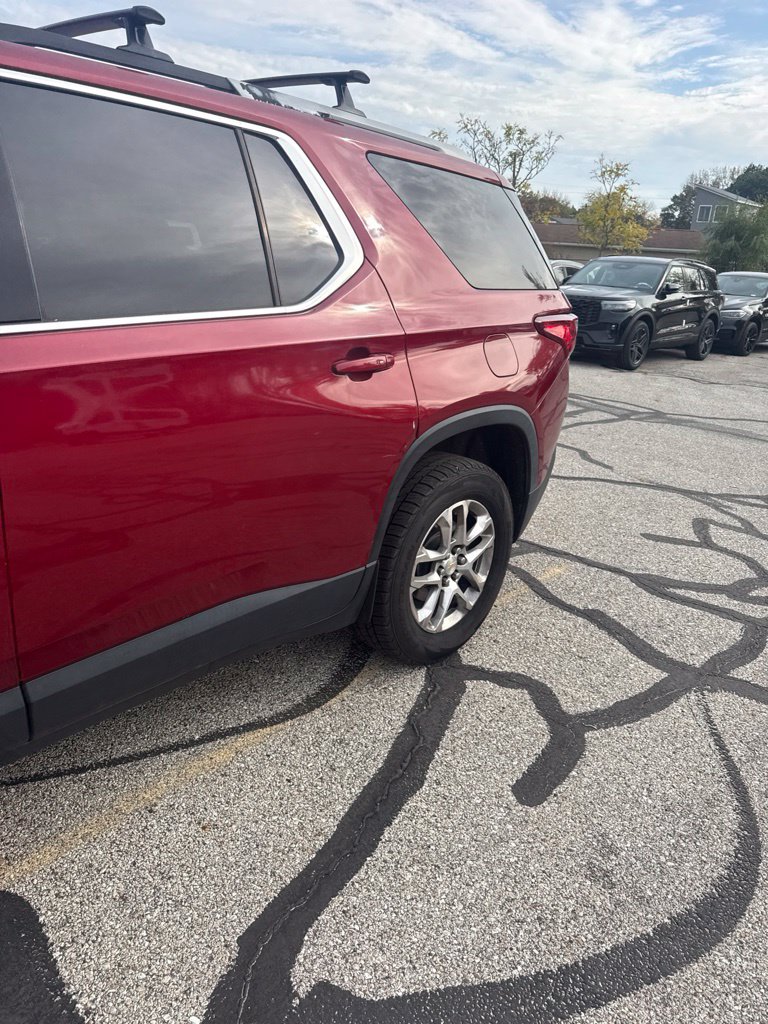 Used 2018 Chevrolet Traverse LT Cloth w/1LT SUV