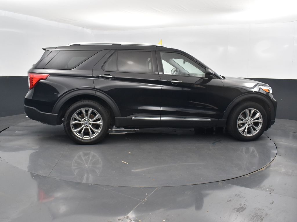 2022 Ford Explorer Limited photo 2