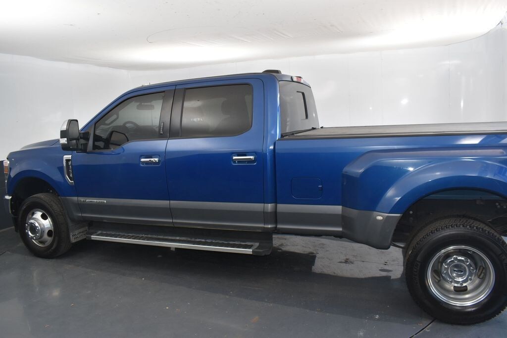Used 2022 Ford F-350 Lariat DRW Truck Crew Cab