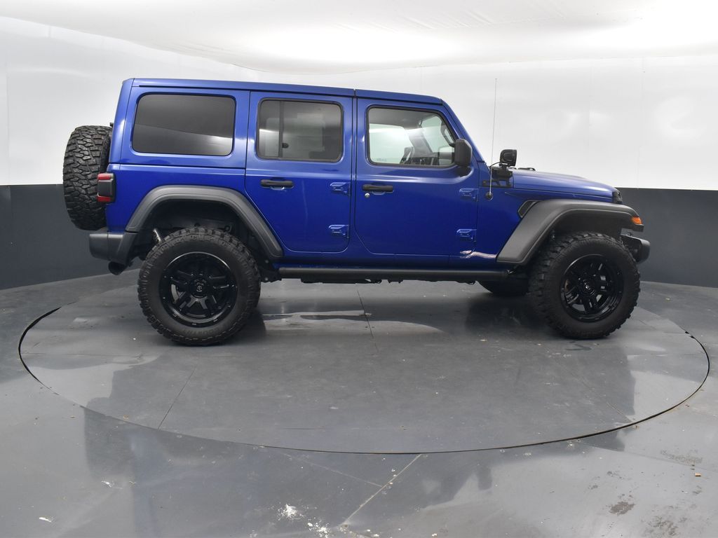 2020 Jeep Wrangler Unlimited Sport Altitude photo 2