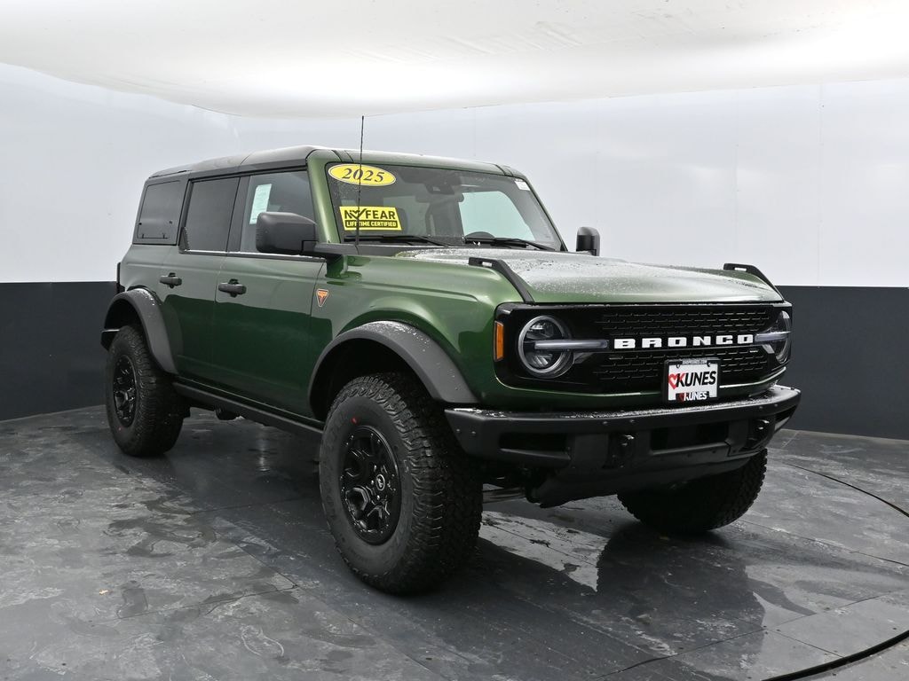 New 2025 Ford Bronco Badlands SUV