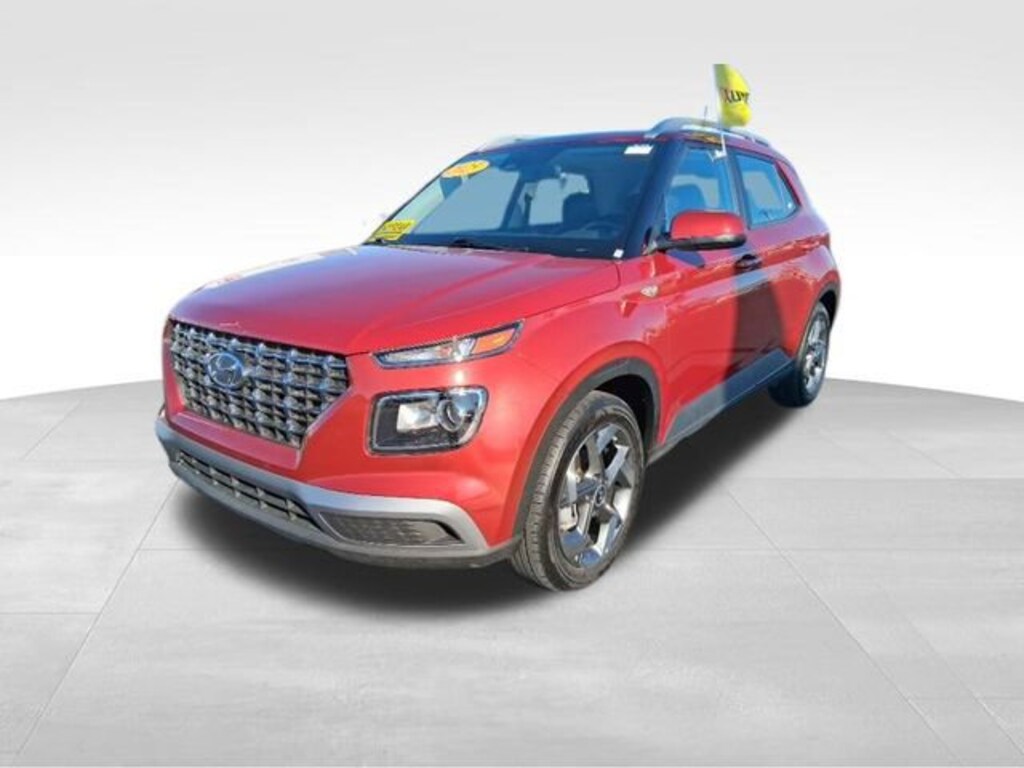 Used 2025 Hyundai Venue SEL SUV