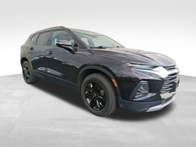 2019 Chevrolet Blazer Base 1LT photo 2