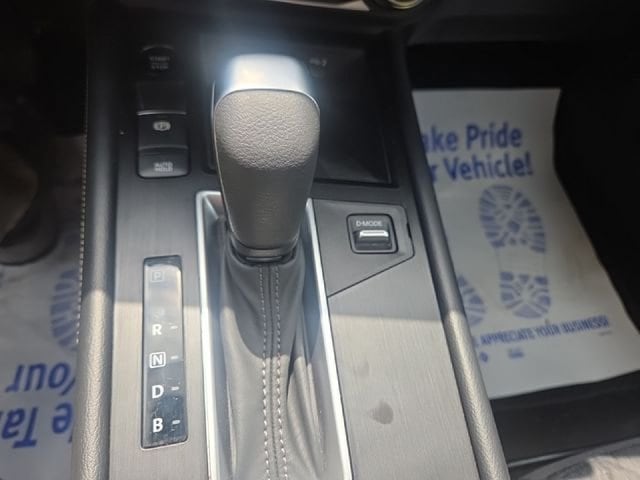 2025 Nissan Kicks SV AWD - Photo 23