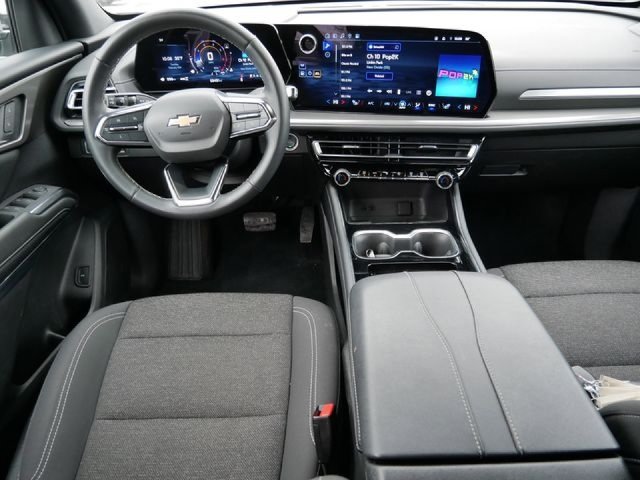 2024 Chevrolet Traverse 2LT - Photo 17