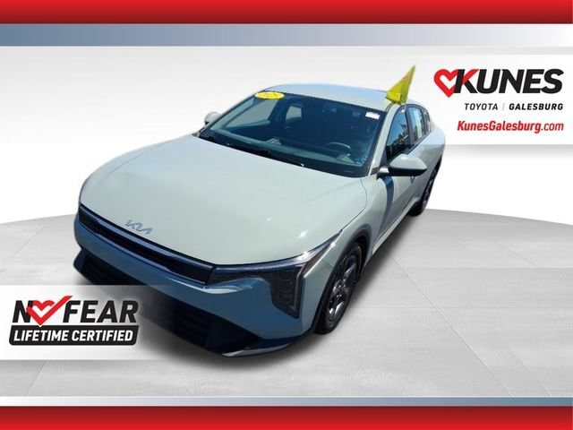 2025 Kia K4 LXS AT's photo