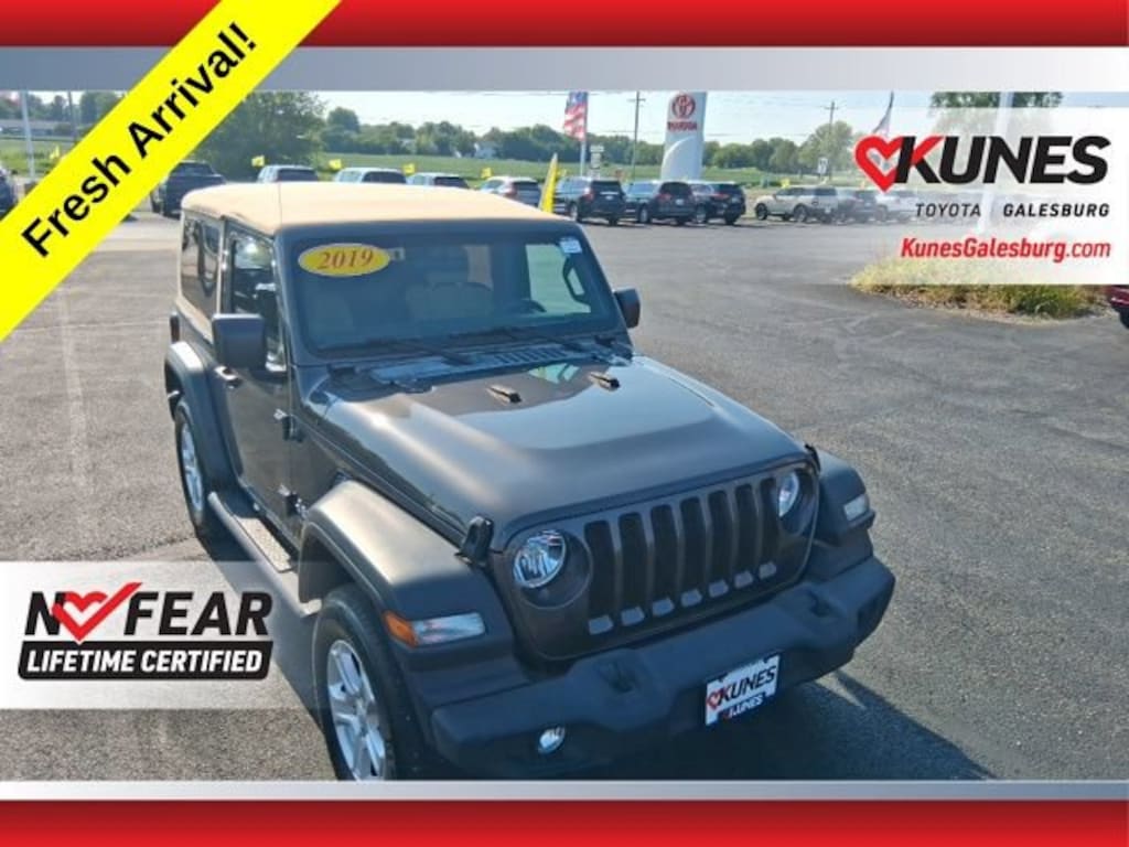 Used 2019 Jeep Wrangler Sport 4x4 SUV