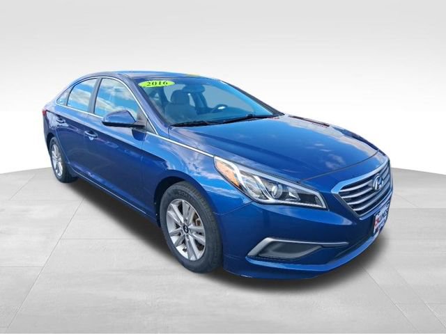 2016 Hyundai Sonata SE photo 2
