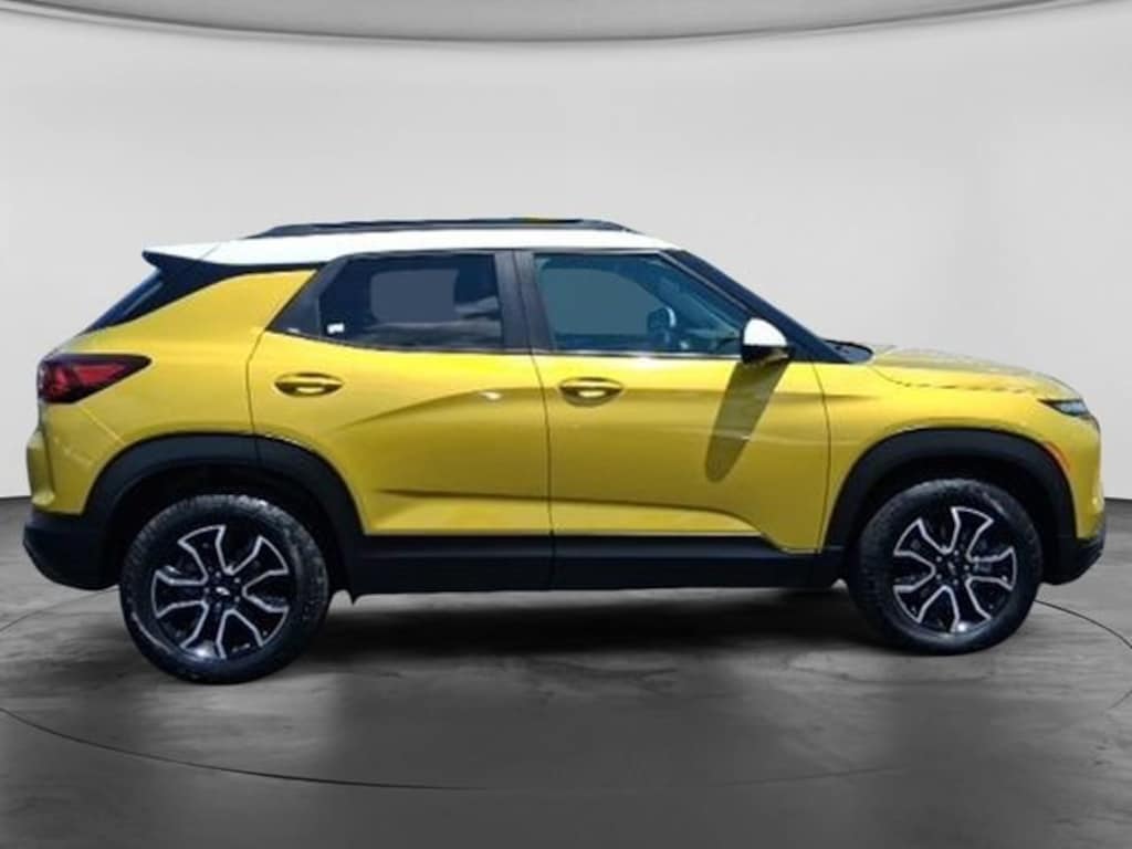Used 2025 Chevrolet Trailblazer ACTIV SUV