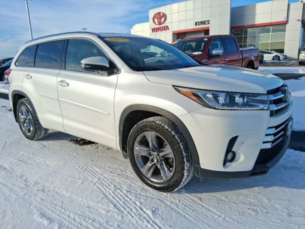 Used 2018 Toyota Highlander Limited Platinum V6 SUV