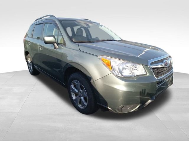 2015 Subaru Forester 2.5i Premium photo 2
