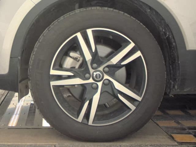 2024 Volvo XC40 Core - Photo 12