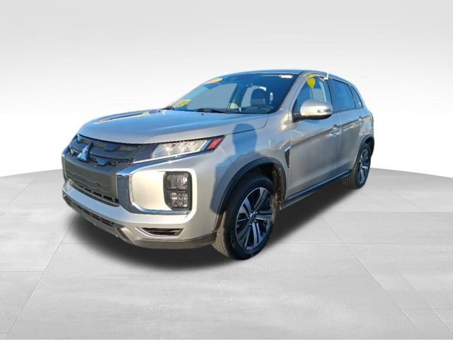 2022 Mitsubishi Outlander Sport SE photo 2