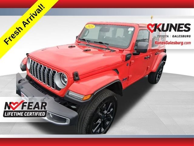 2025 Jeep Wrangler 4xe's photo