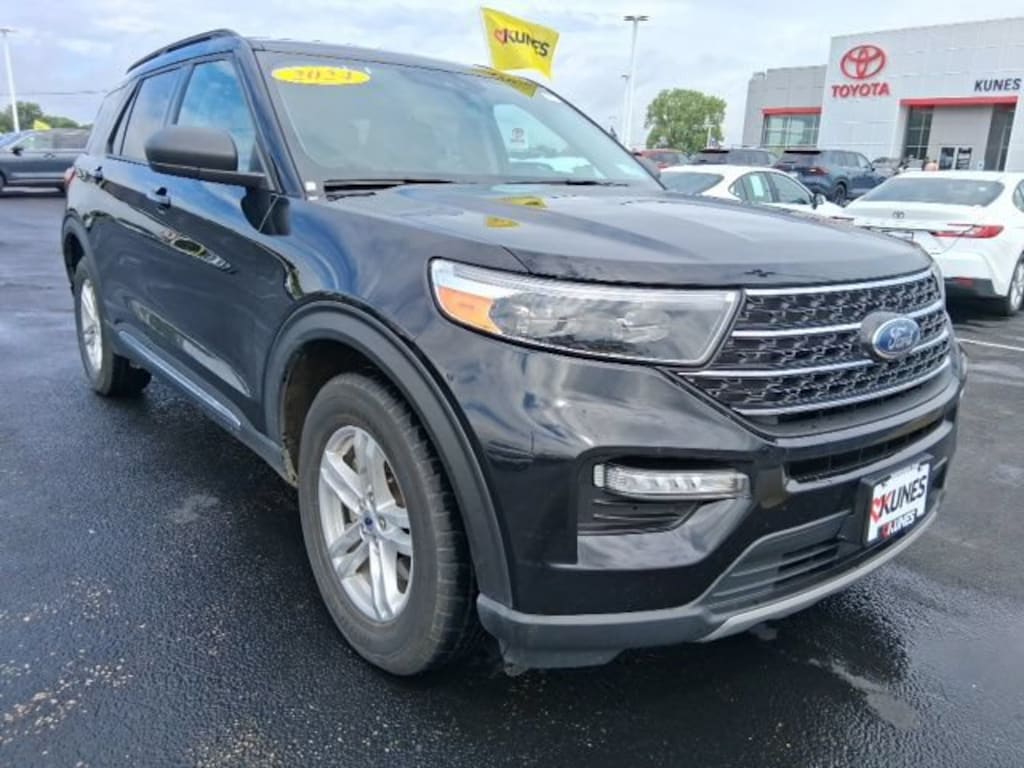 Used 2024 Ford Explorer XLT SUV