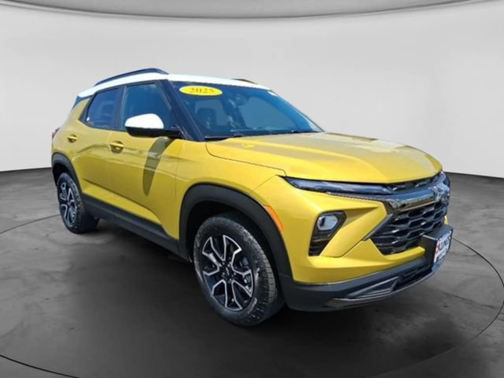Used 2025 Chevrolet Trailblazer ACTIV SUV