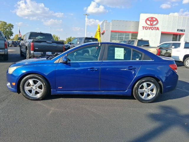 2013 Chevrolet Cruze photo 3