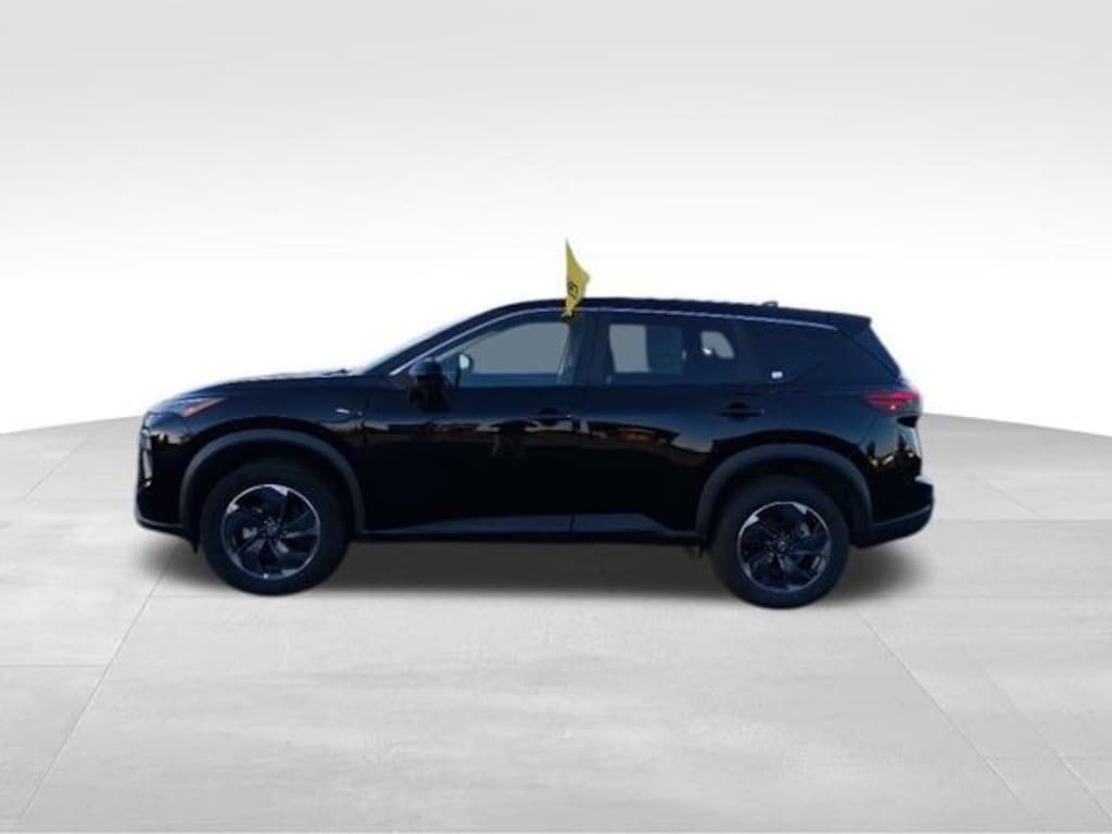 Used 2024 Nissan Rogue SV SUV