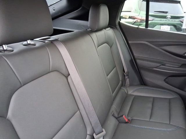 2025 Buick Envista Sport Touring - Photo 10