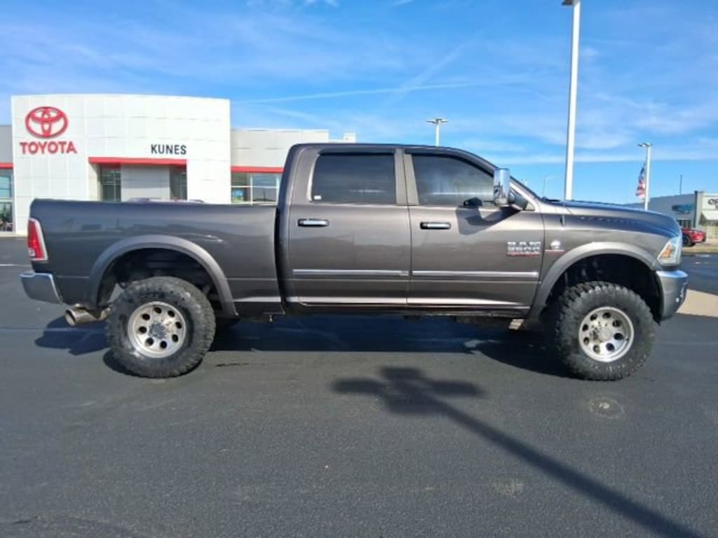 Used 2018 Ram 2500 Laramie Truck Crew Cab