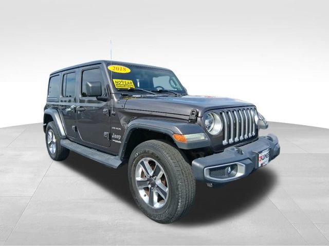 2018 Jeep Wrangler Unlimited Sahara photo 2