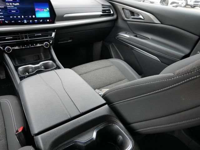 2024 Chevrolet Traverse 2LT - Photo 20