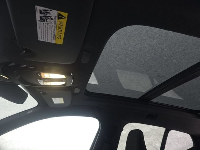 2024 Volvo XC40 Core - Photo 25