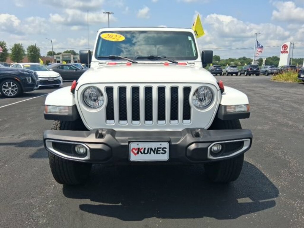Used 2022 Jeep Wrangler Unlimited Sahara SUV