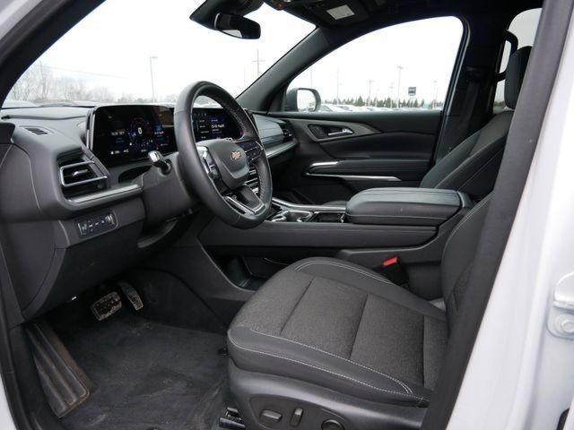 2024 Chevrolet Traverse 2LT - Photo 14