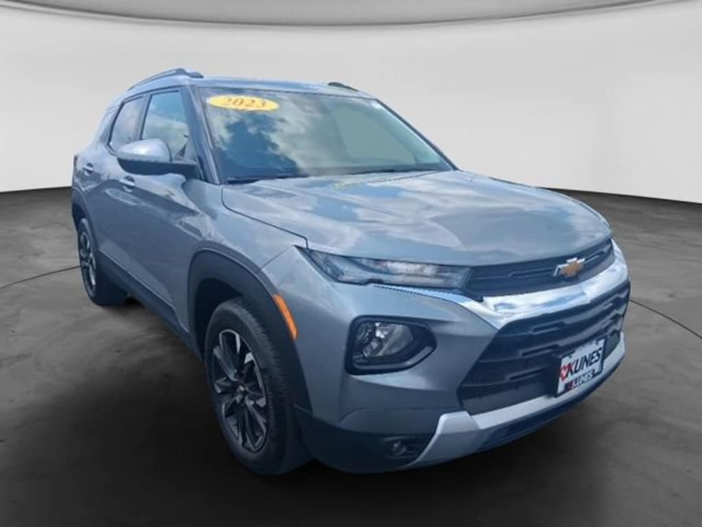 Used 2023 Chevrolet Trailblazer LT SUV