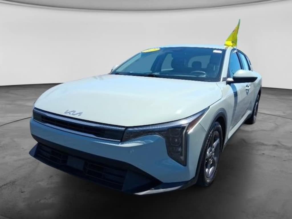 Used 2025 Kia K4 LXS Sedan