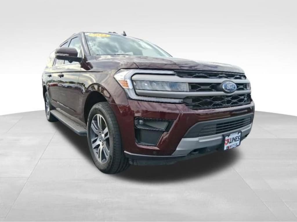 Used 2024 Ford Expedition Max XLT SUV