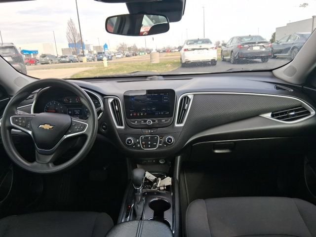 2023 Chevrolet Malibu 1LT - Photo 11